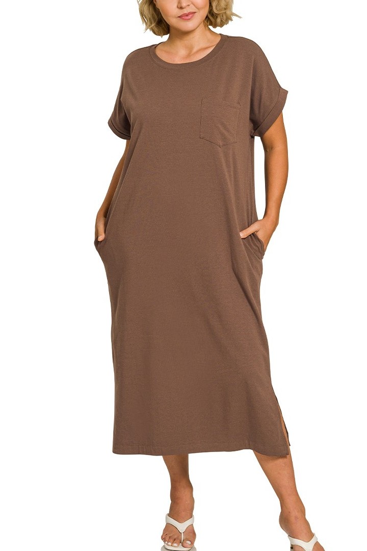 Plus Round Neck Short Sleeve Midi Dress