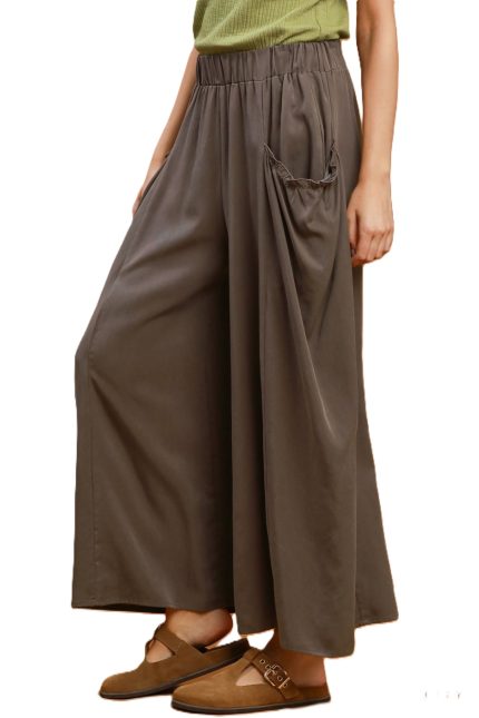 Flowy Wide Leg Pocket Pants