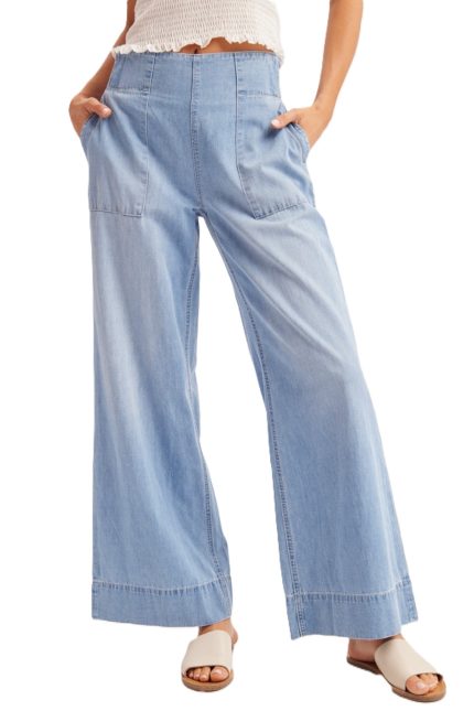 Wide-leg Denim Jeans