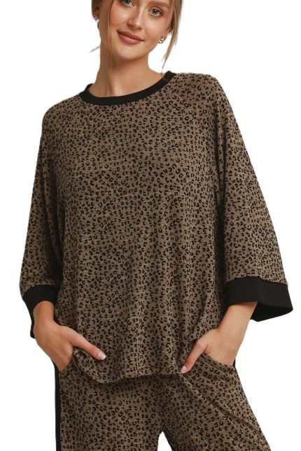 Leopard Velvet Blend 3/4 Raglan Sleeve Top