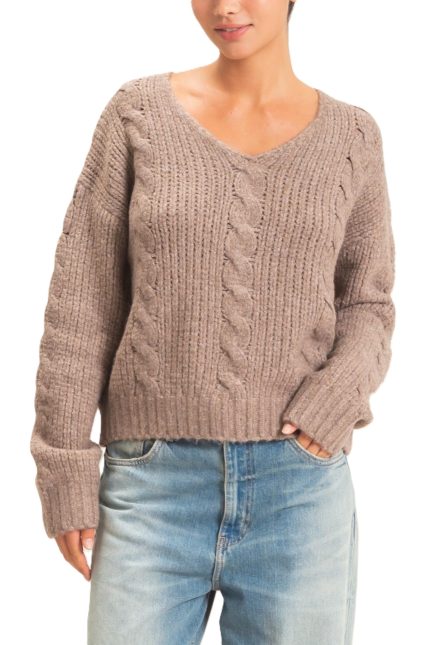 Cable Knit V-neck Sweater