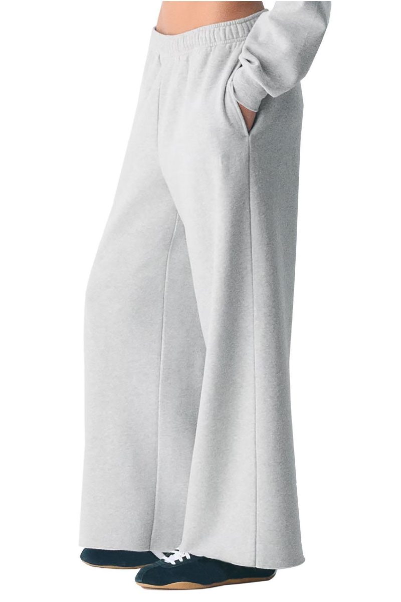 Fleece Oversized Mid Rise Sweatpants With Raw Hem