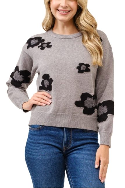 Round Neck Flower Pull Over