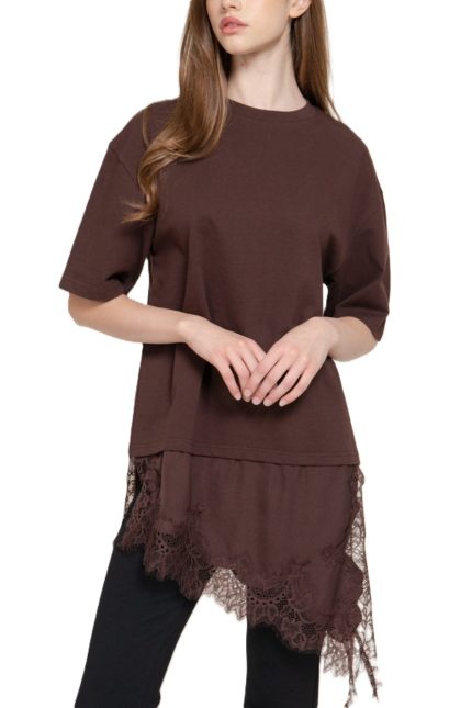 Short Slv Asymmetrical Hem Tonal Lace Knit Top