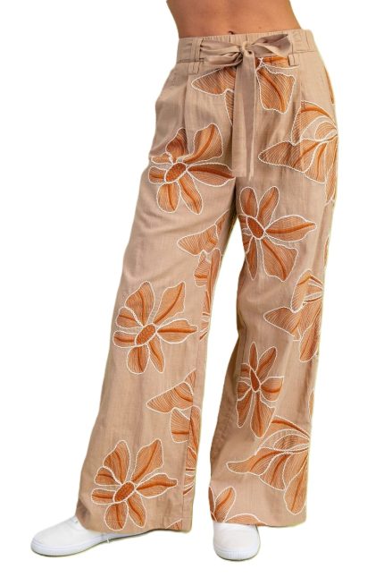 Floral Embroidered Pants.